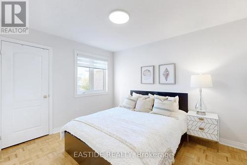 115 Raintree Crescent, Richmond Hill, ON - Indoor Photo Showing Bedroom