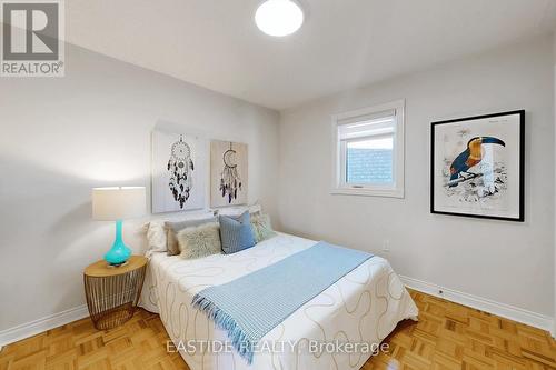 115 Raintree Crescent, Richmond Hill, ON - Indoor Photo Showing Bedroom