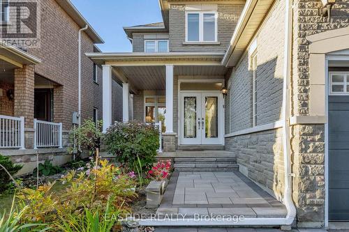 115 Raintree Crescent, Richmond Hill, ON - Outdoor With Facade