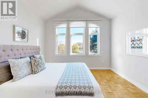 115 Raintree Crescent, Richmond Hill, ON - Indoor Photo Showing Bedroom