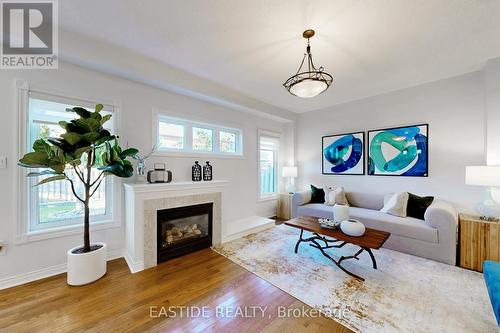 115 Raintree Crescent, Richmond Hill, ON - Indoor Photo Showing Living Room With Fireplace