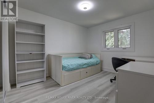 1 - 1270 Gainsborough Drive, Oakville, ON - Indoor Photo Showing Bedroom