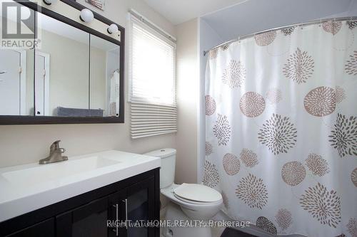 270 Ormond Drive, Oshawa (Samac), ON - Indoor Photo Showing Bathroom