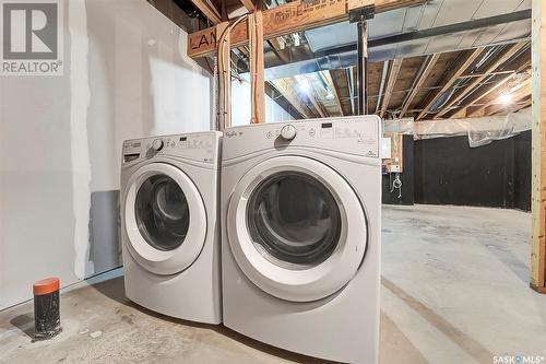 301 1303 Paton Crescent, Saskatoon, SK - Indoor Photo Showing Laundry Room