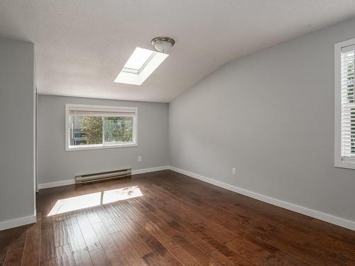 1415 Camosun St, Victoria, BC - Indoor Photo Showing Other Room