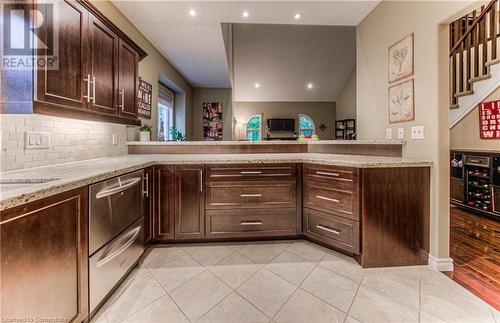 50 Bryan Court Unit# 31, Kitchener, ON - Indoor Photo Showing Kitchen