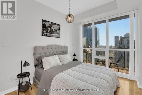 4407 - 55 Bremner Boulevard, Toronto, ON - Indoor Photo Showing Bedroom