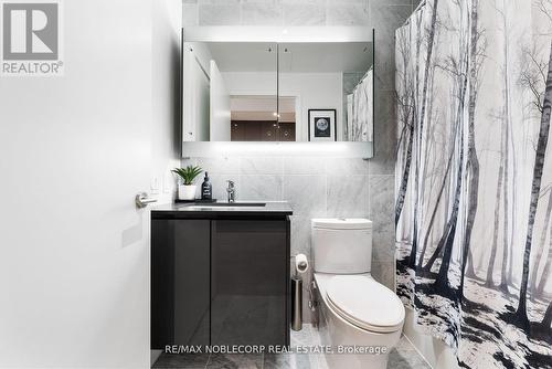 3008 - 117 Mcmahon Drive, Toronto, ON - Indoor Photo Showing Bathroom