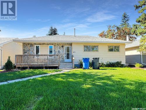 1871 92Nd Street, North Battleford, SK - Outdoor With Deck Patio Veranda