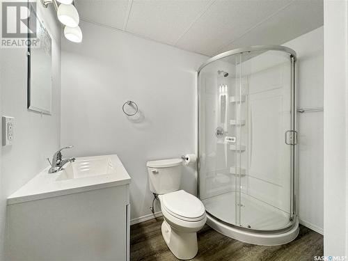 1871 92Nd Street, North Battleford, SK - Indoor Photo Showing Bathroom