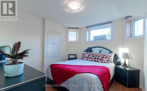 48 Ridgemore Crescent, Brampton, ON - Indoor Photo Showing Bedroom