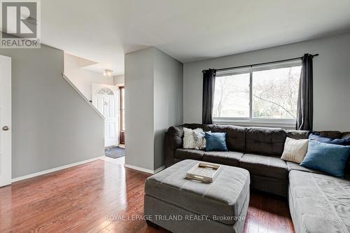 29 - 825 Dundalk Drive, London, ON - Indoor Photo Showing Living Room