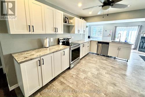 109006 Hwy 7, Tweed, ON - Indoor Photo Showing Kitchen