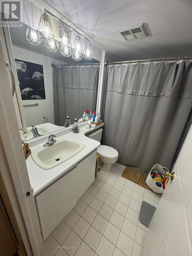 #1402 - 3 Hickory Tree Road, Toronto, ON - Indoor Photo Showing Bathroom