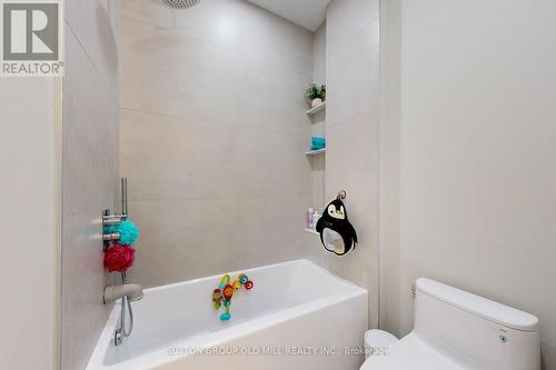 117 Martha Street, Caledon, ON - Indoor Photo Showing Bathroom