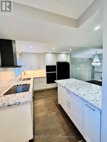 66 - 2145 Sherobee Road, Mississauga, ON - Indoor Photo Showing Kitchen