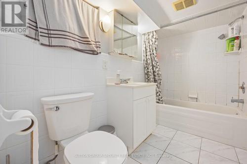 1104 Glengrove Avenue, Toronto, ON - Indoor Photo Showing Bathroom