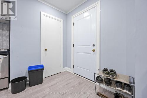 1104 Glengrove Avenue, Toronto, ON - Indoor Photo Showing Other Room