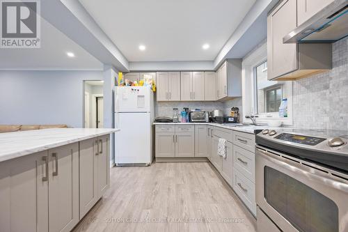 1104 Glengrove Avenue, Toronto, ON - Indoor Photo Showing Kitchen