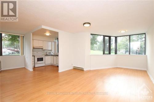 410 - 2871 Richmond Road, Ottawa, ON - Indoor