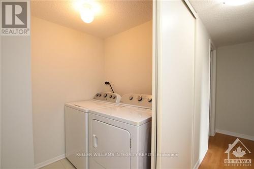 410 - 2871 Richmond Road, Ottawa, ON - Indoor Photo Showing Laundry Room