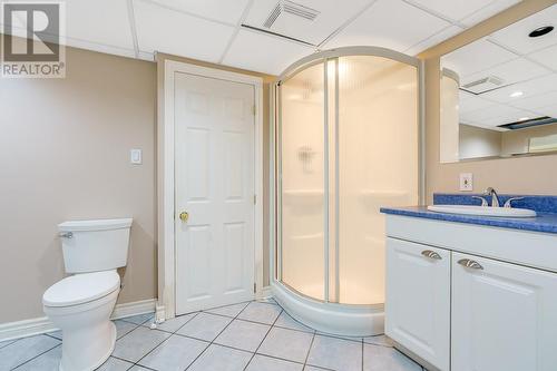 1405 Leonard Avenue, Cornwall, ON - Indoor Photo Showing Bathroom