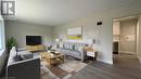 213 5Th Avenue, Hanover, ON  - Indoor Photo Showing Living Room 