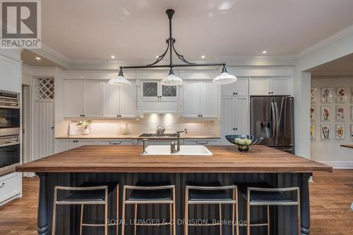 269 Oriole Parkway, Toronto, ON - Indoor Photo Showing Kitchen