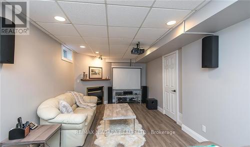 38 Banburry Crescent, Grimsby, ON - Indoor With Fireplace