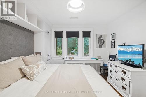 488 Roselawn Avenue, Toronto, ON - Indoor Photo Showing Bedroom