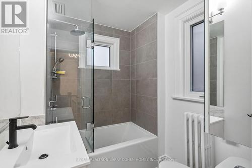 488 Roselawn Avenue, Toronto, ON - Indoor Photo Showing Bathroom