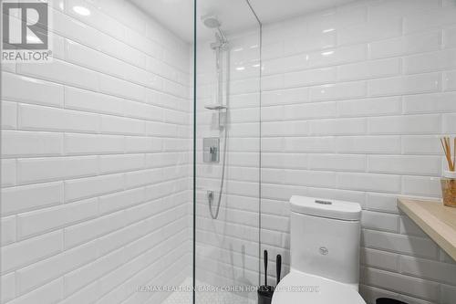 488 Roselawn Avenue, Toronto, ON - Indoor Photo Showing Bathroom