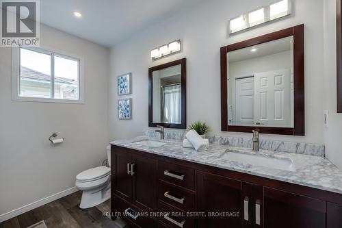 166 Edward Street W, Clarington (Newcastle), ON - Indoor Photo Showing Bathroom