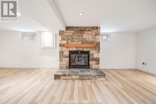 1110 Esdras Place, Windsor, ON - Indoor Photo Showing Living Room With Fireplace