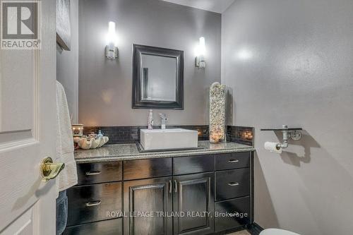 24920 Marsh Line, West Elgin (West Lorne), ON - Indoor Photo Showing Bathroom