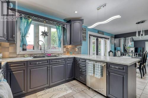 24920 Marsh Line, West Elgin (West Lorne), ON - Indoor Photo Showing Kitchen With Upgraded Kitchen