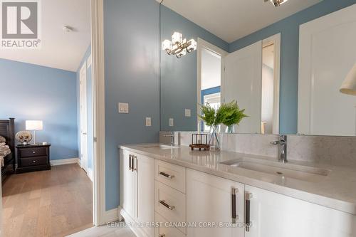 2386 Torrey Pines Way, London, ON - Indoor Photo Showing Bathroom