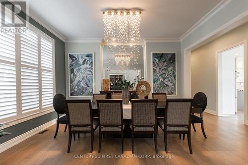 2386 Torrey Pines Way, London, ON - Indoor Photo Showing Dining Room