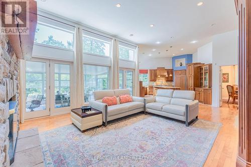 All over heated floors across both levels - 9984 The Trail Trail, Lambton Shores (Grand Bend), ON - Indoor Photo Showing Living Room