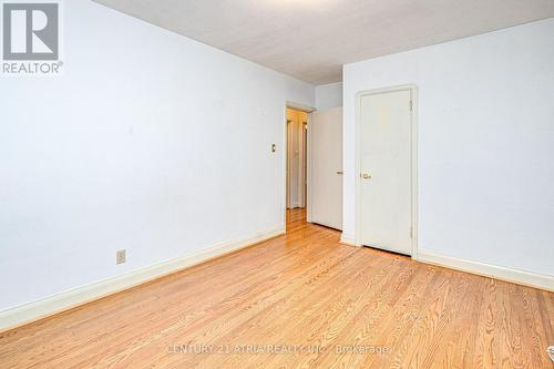 31 Parkview Hill Crescent, Toronto, ON - Indoor Photo Showing Other Room