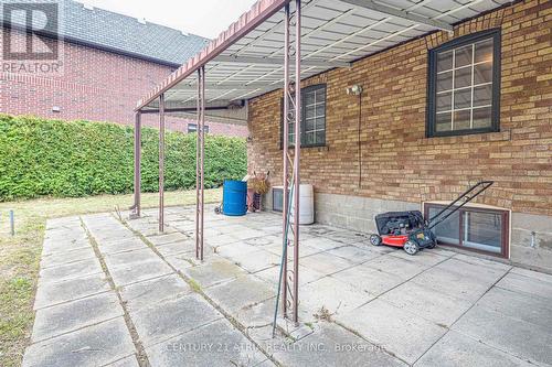 31 Parkview Hill Crescent, Toronto, ON - Outdoor With Exterior