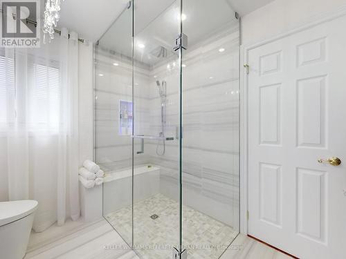 119 Thornhill Woods Drive, Vaughan, ON - Indoor Photo Showing Bathroom