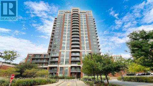 303 - 1 Uptown Drive, Markham, ON - Outdoor With Facade