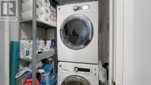 303 - 1 Uptown Drive, Markham, ON - Indoor Photo Showing Laundry Room