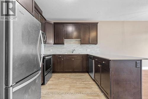 143 - 1960 Dalmagarry Road N, London, ON - Indoor Photo Showing Kitchen With Stainless Steel Kitchen