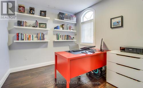 19 Long Point Drive, Richmond Hill, ON - Indoor Photo Showing Office