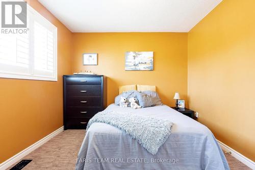 136 Griffin Street, Midland, ON - Indoor Photo Showing Bedroom