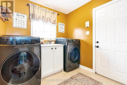 136 Griffin Street, Midland, ON - Indoor Photo Showing Laundry Room