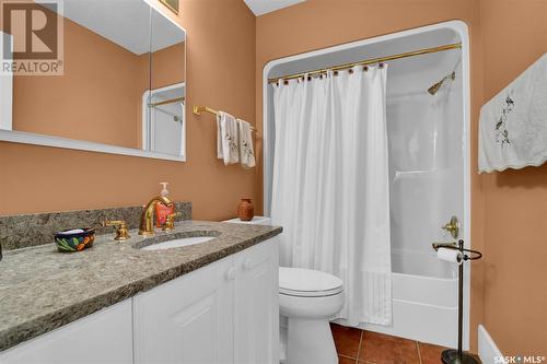 3328 Baneberry Drive, Regina, SK - Indoor Photo Showing Bathroom