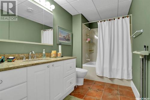 3328 Baneberry Drive, Regina, SK - Indoor Photo Showing Bathroom